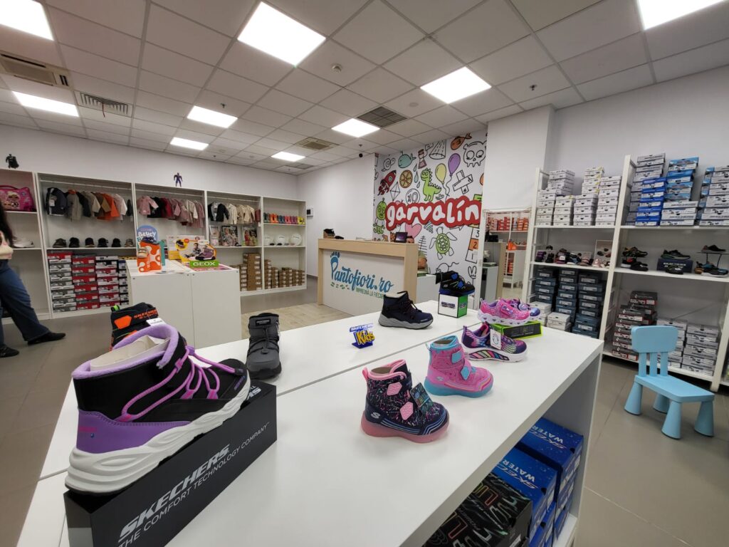 Magazinul Pantofiori Titan